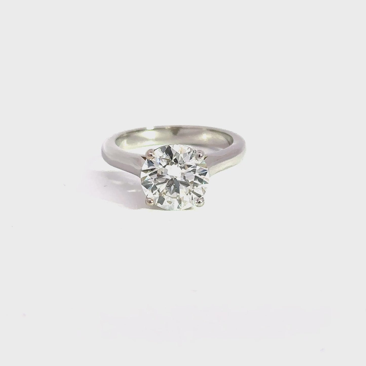 The Elise – Diamond Engagement Ring