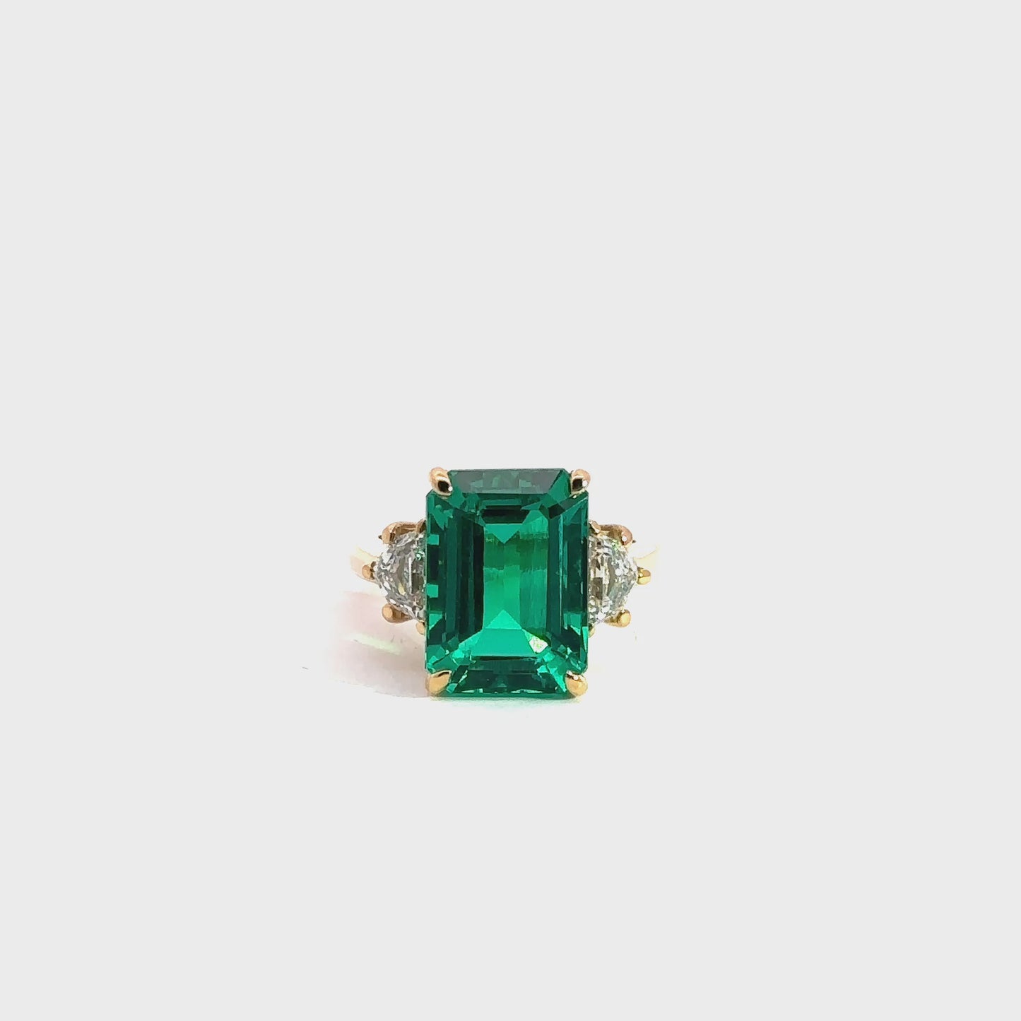 Aurora - Emerald and Diamond Ring