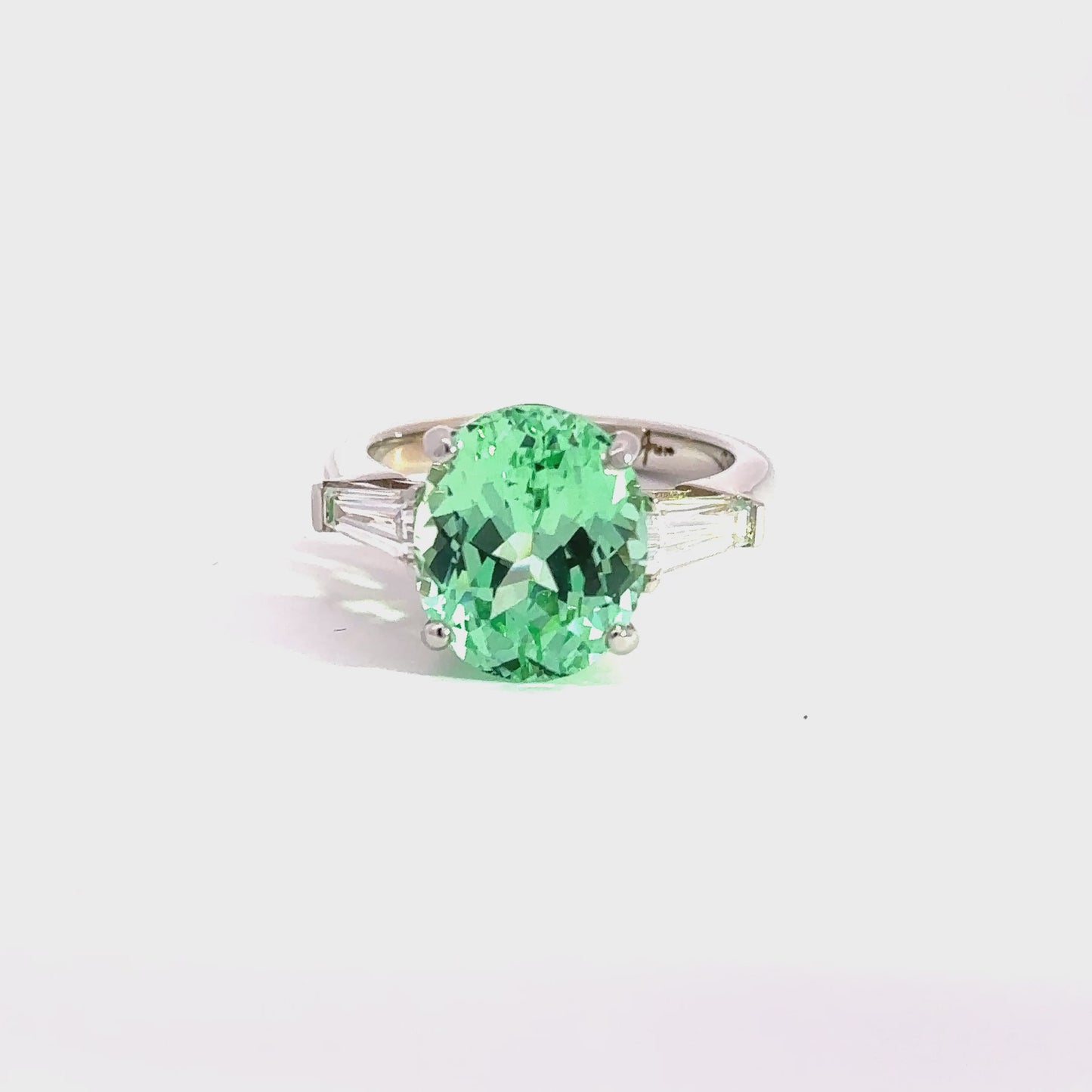 Stunning Green Sapphire  Ring