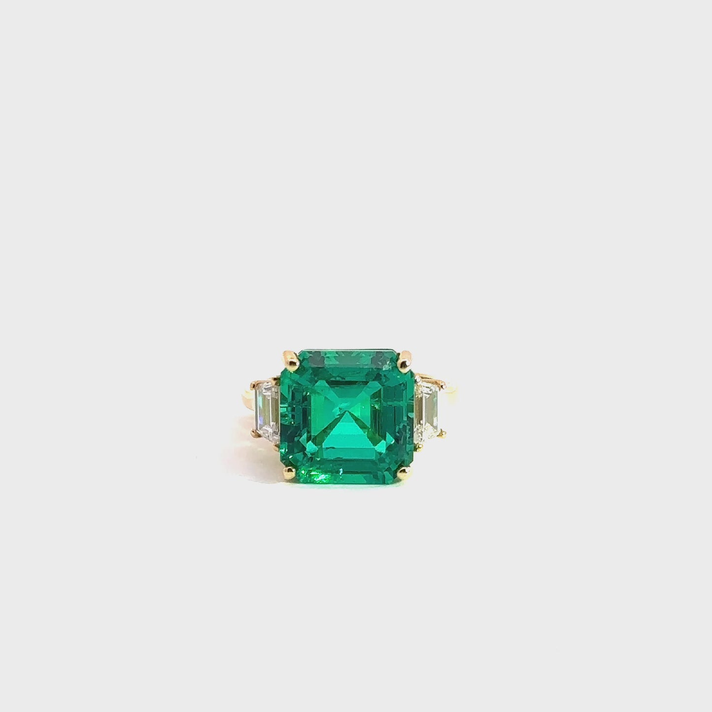 Golden Ivy – Emerald Ring