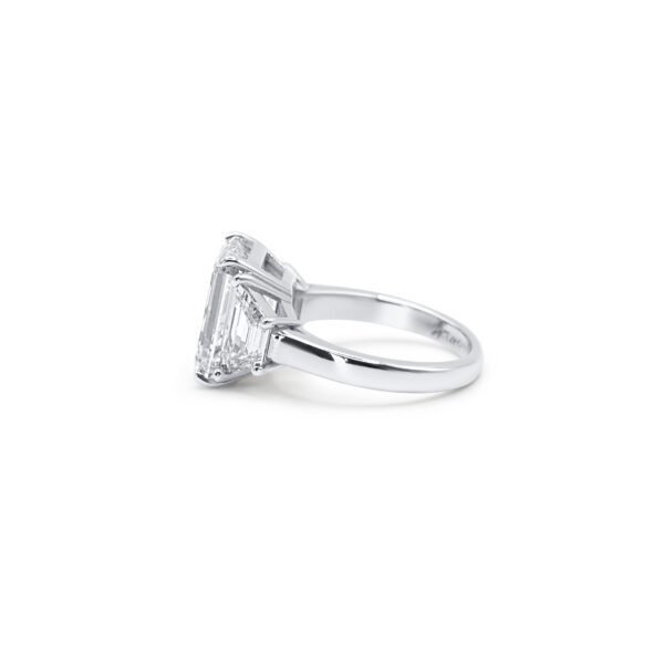 Radiant Cut Diamond Statement Ring (6.34 ct.) - Image 2