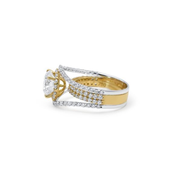 Radiant Cut Diamond Statement Ring (6.34 ct.) - Image 2